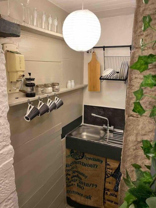 Апартаменты Outhouse Bothy Киркби-Лонсдейл Экстерьер фото